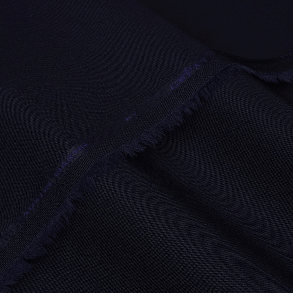 Austin Martin - Winter Wash & Wear