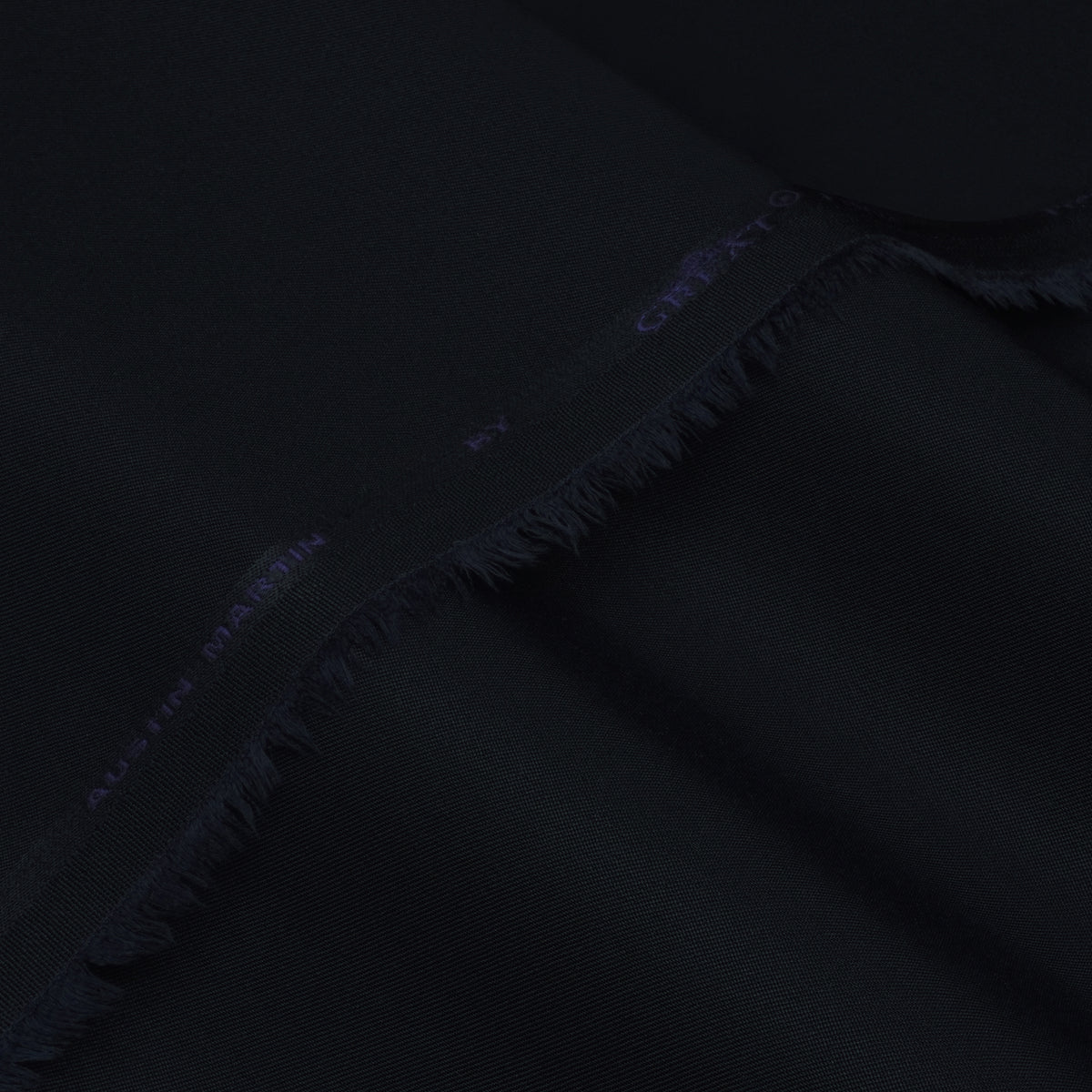Austin Martin - Winter Wash & Wear